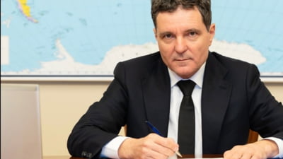 Lege importantă aprobată de Nicușor Dan. Amenzi considerabile pentru vânzătorii care nu schimbă produsele cumpărate.