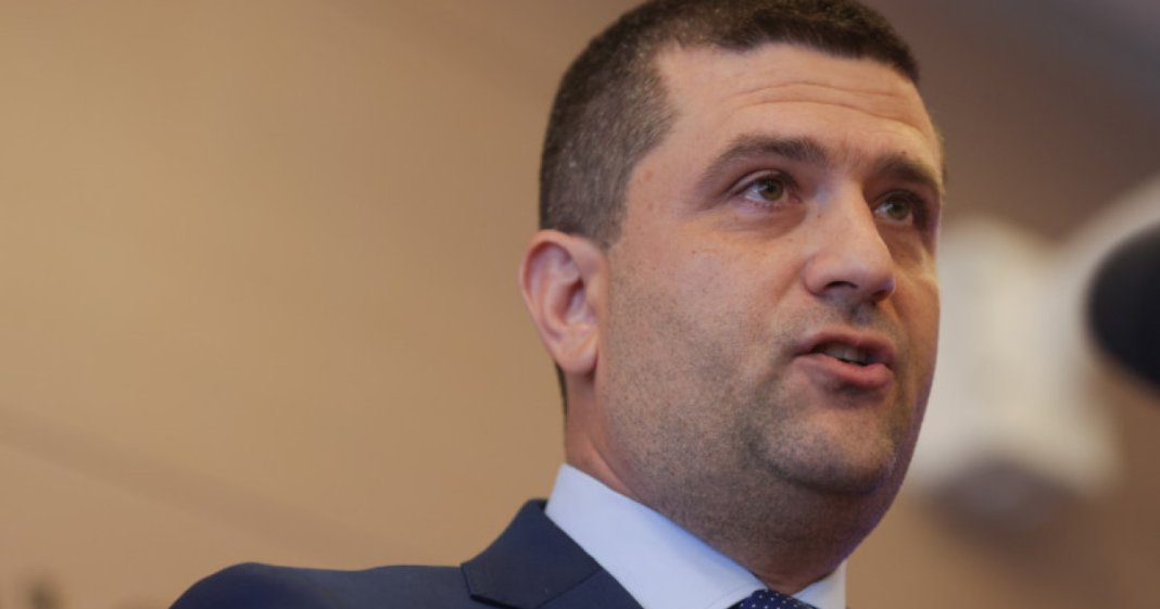 Radu Miruță elucidază afirmația referitoare la Ceaușescu, ca urmare a reacțiilor: „Renunțarea la libertate nu constituie patriotism”