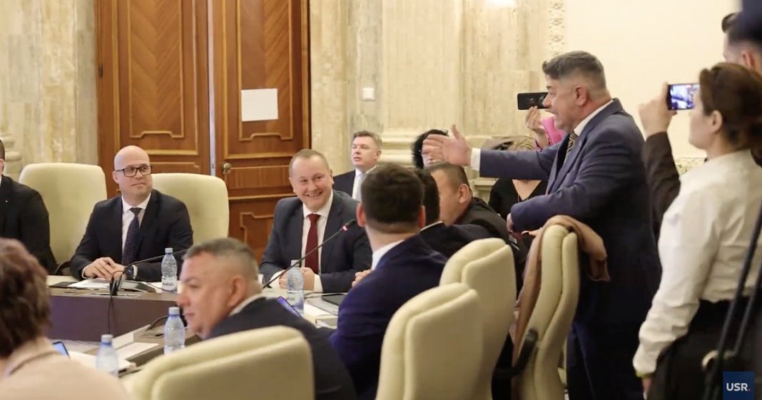Scandal în timpul dezbaterii bugetului MApN: Un membru al Opoziției a pătruns brusc în întâlnire: „Miruță a realizat...