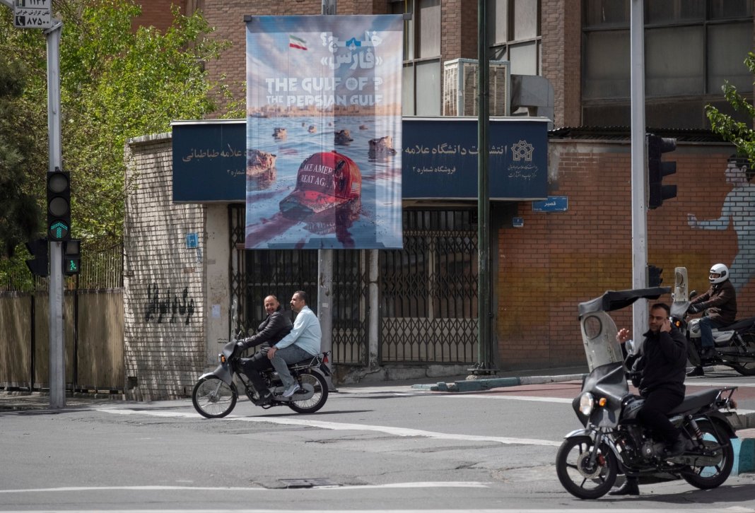 „Afirmatii eronate și nejustificate”. Prima reacție a Teheranului după declarația lui Trump că Iranul a cerut armistițiu.