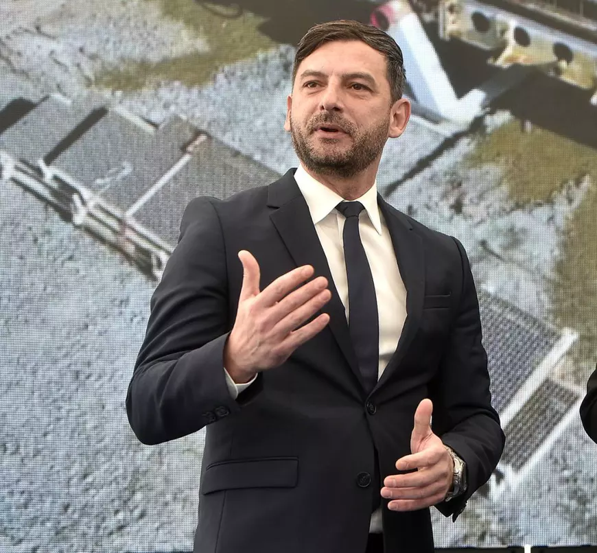 Cine se află la conducerea Conpet, firma de stat care transportă țiței, în contextul crizei energetice. Ruda unui general SRI