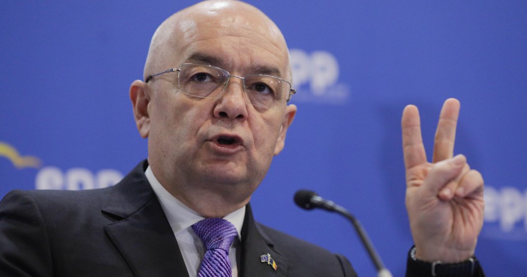 Emil Boc, comunicat pentru PSD și Opoziție: Formațiunile care sprijină o moțiune de cenzură, să constituie noul Guvern