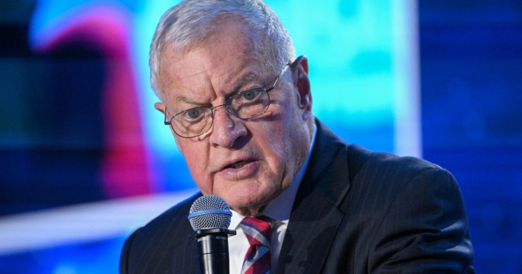 Keith Kellogg reproșează NATO pentru lipsa de curaj și propune constituirea unei noi alianțe militare ce ar include Ucraina.