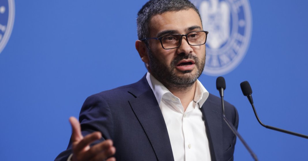 Reacția lui Florin Manole în urma afirmațiilor lui Dragoș Pîslaru despre acumularea pensiei cu salariul...