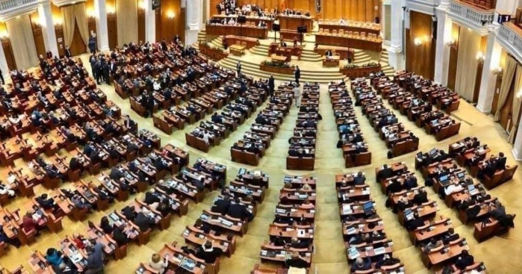 Sondaj: AUR cedează teren în opțiunile românilor, ajungând la cel mai mic scor de după alegeri...