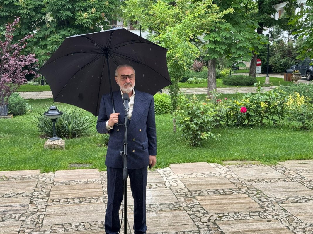 Becali a fost salutat de Nicușor Dan, după întârzierea de la consultări, și a dezvăluit informațiile din cadrul discuției.