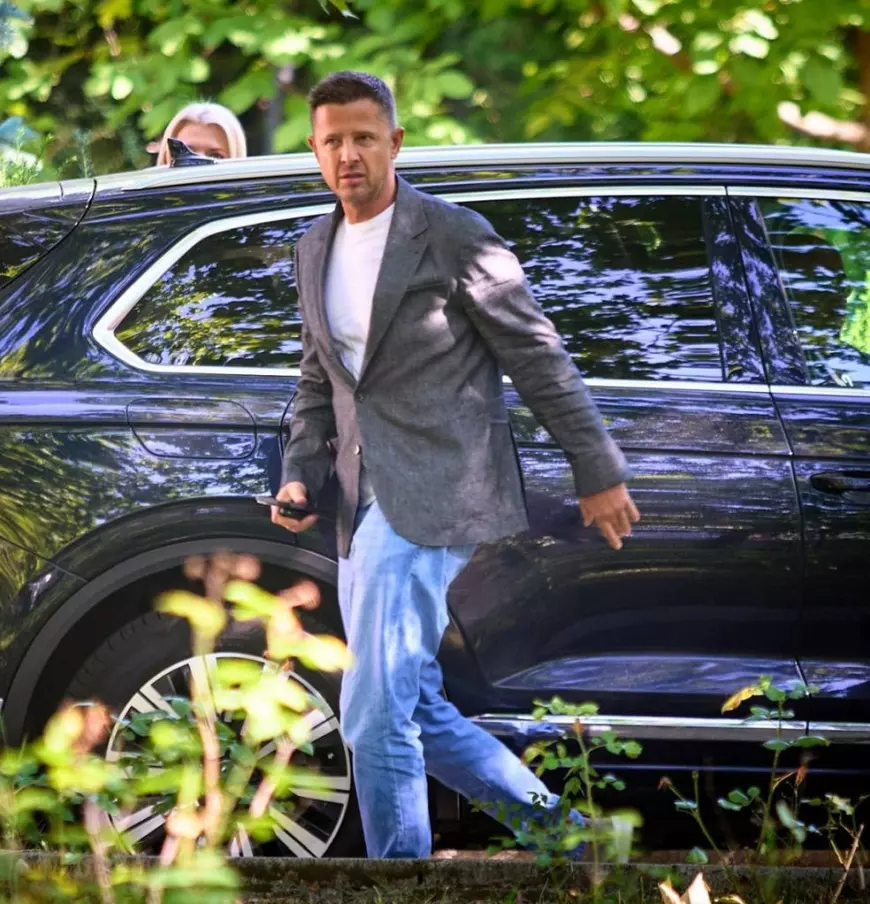 Ilie Bolojan, contestat în interiorul PNL cu prilejul aniversării liberalilor. Cel mai vehement opozant a reacționat impulsiv. Ilie Bolojan, contestat în interiorul PNL cu prilejul aniversării liberalilor. Cel mai vehement opozant a reacționat impulsiv.