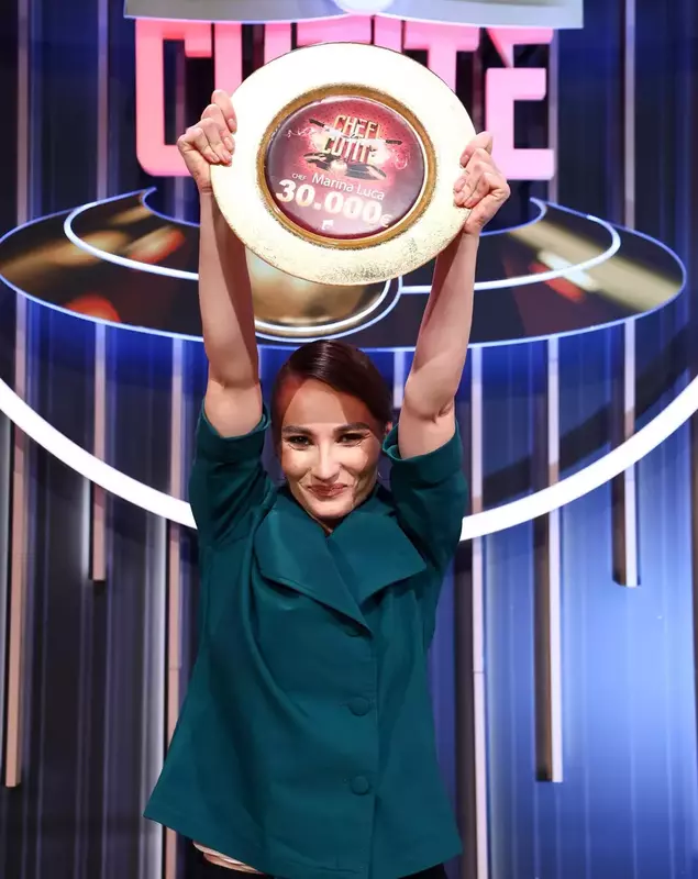 Marina Luca a obținut victorie în Chefi la cuțite 2026, sezonul 17 Marina Luca a obținut victorie în Chefi la cuțite 2026, sezonul 17. Cât a câștigat datorită Cuțitului de aur oferit de chef Sautner?