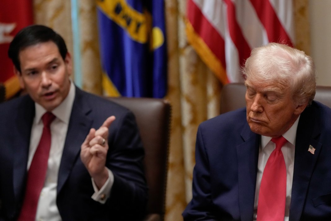 Situația ambiguă în strâmtoarea Ormuz. Declarația pozitivă a lui Rubio „în următoarele ore”, amânată brusc de Trump / Detalii disponibile până în prezent