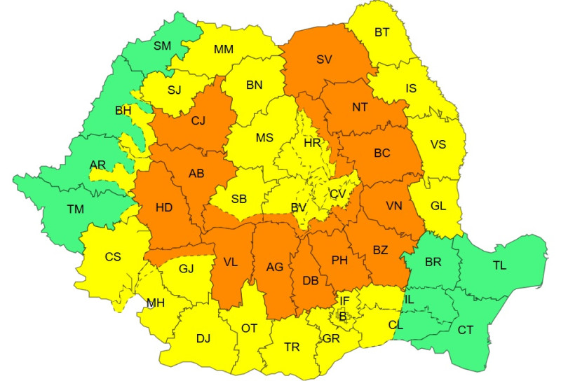 Cod portocaliu de precipitații torențiale și vânturi puternice în 17 județe. Regiunile supuse codului galben și estimările meteorologice...