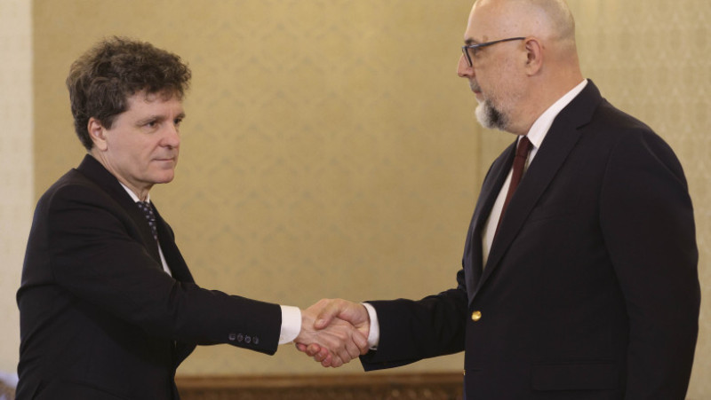 Nicușor Dan cere formațiunilor să înaintese propuneri pentru un executiv minoritar