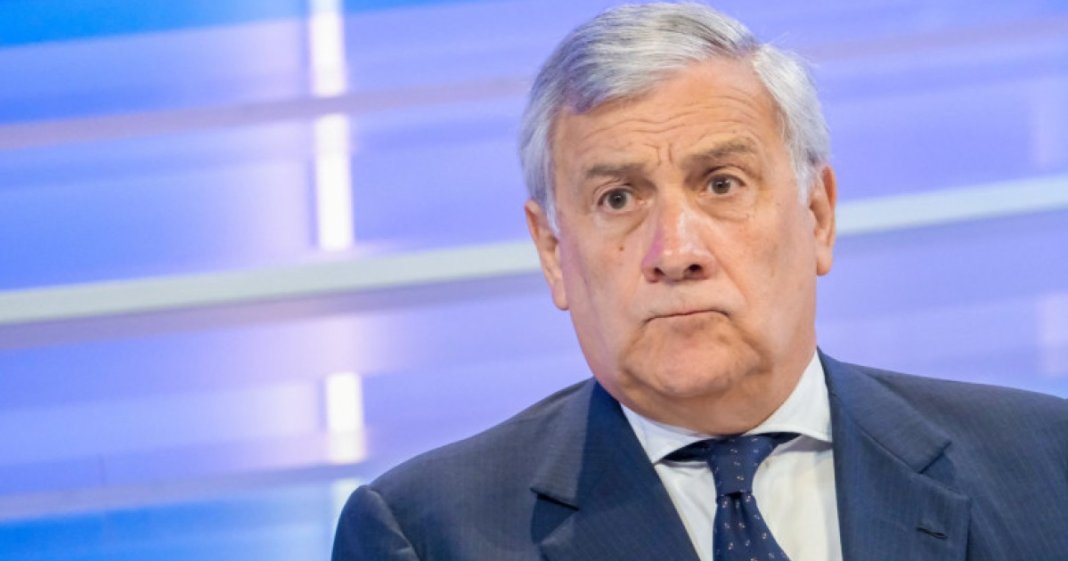 Italia planifică să ceară suspendarea Spaniei din Spațiul Schengen. Motivația este prezentată de Antonio Tajani.